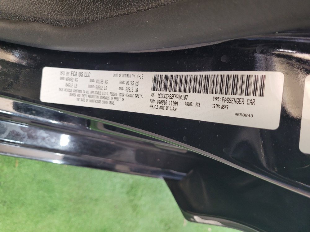 Used 2015 Chrysler 200 Limited FWD image 33