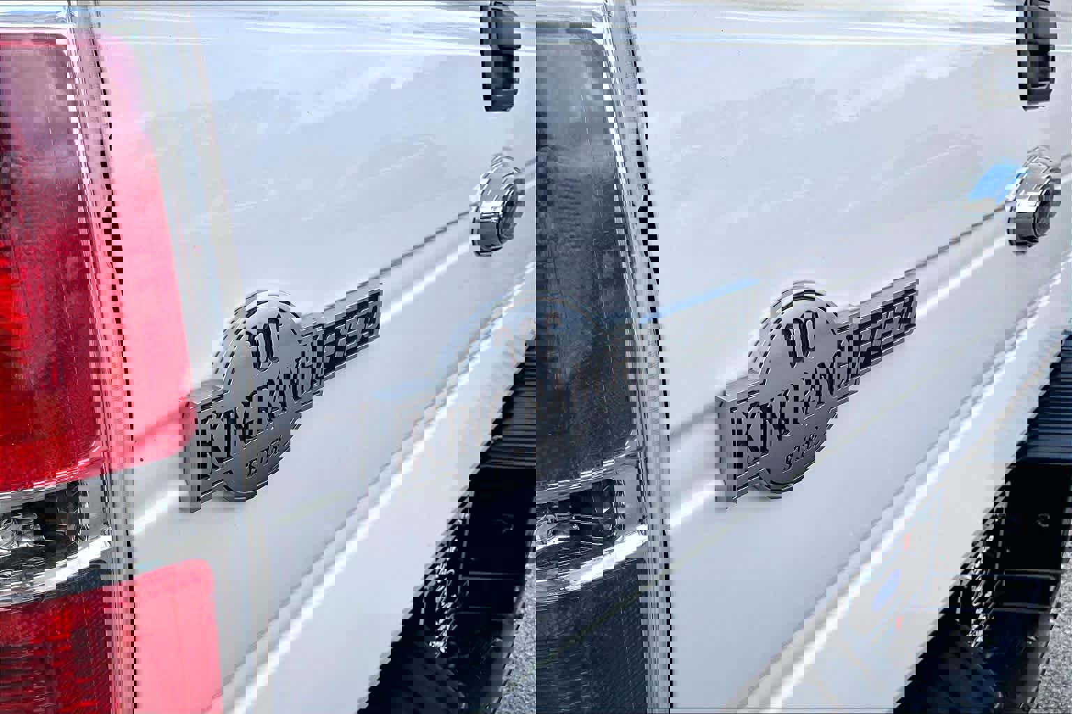 Used 2013 Ford F150 King Ranch w/ King Ranch Luxury Pkg AWD/4WD image 9