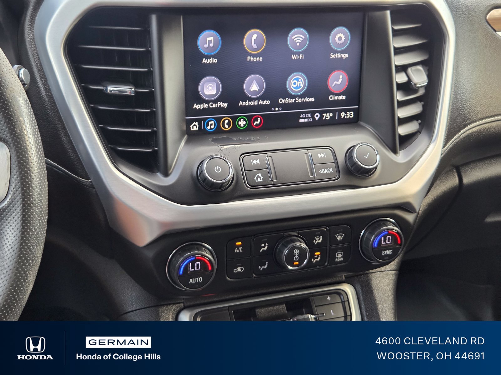 Used 2022 GMC Acadia SLE w/ Driver Convenience Package AWD/4WD image 14