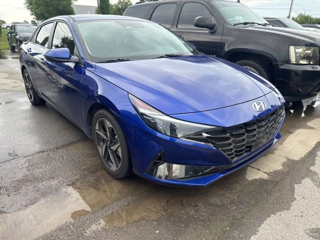 Certified 2023 Hyundai Elantra Limited w/ Cargo Package FWD image 1