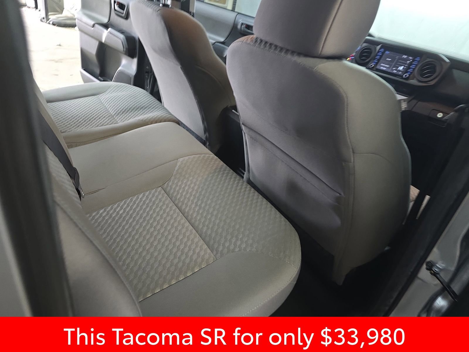 Used 2022 Toyota Tacoma SR image 17
