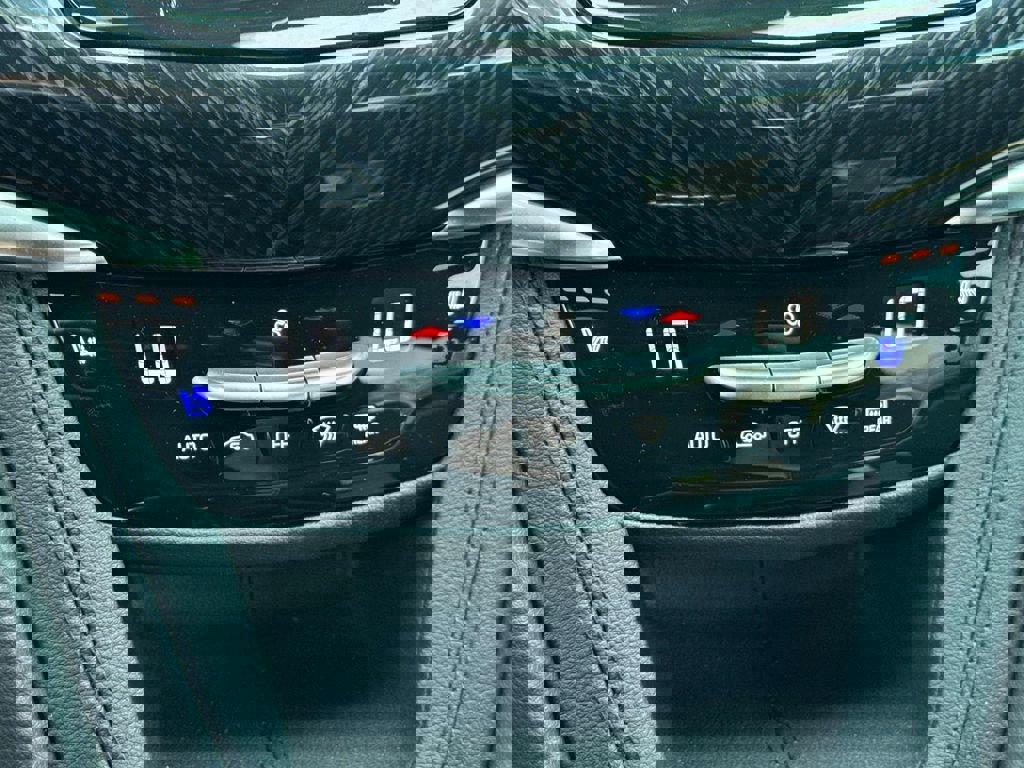 New 2025 Cadillac XT6 Premium Luxury w/ Technology Package image 11