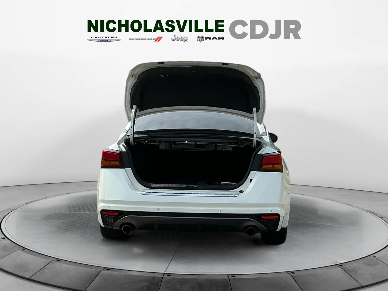 Used 2021 Nissan Altima 2.5 SR FWD image 19