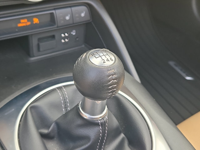 Used 2020 MAZDA MX-5 Miata RF Grand Touring RWD image 16