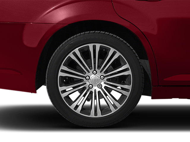 Used 2014 Chrysler 300 S image 14