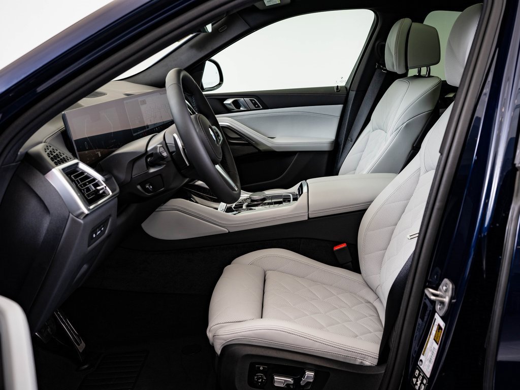 New 2026 BMW X6 xDrive40i w/ Climate Comfort Package image 19