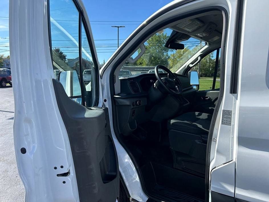 Used 2023 Ford Transit 250 Low Roof w/ Exterior Upgrade Package image 9