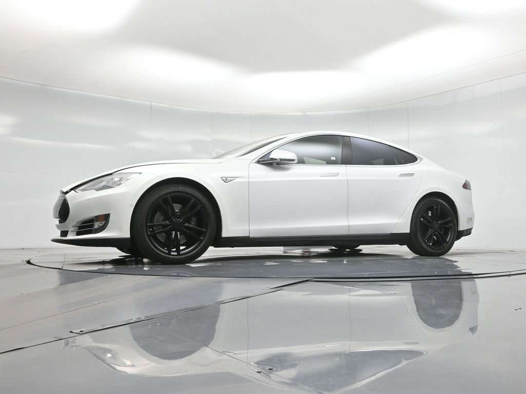 Used 2015 Tesla Model S 85D image 50