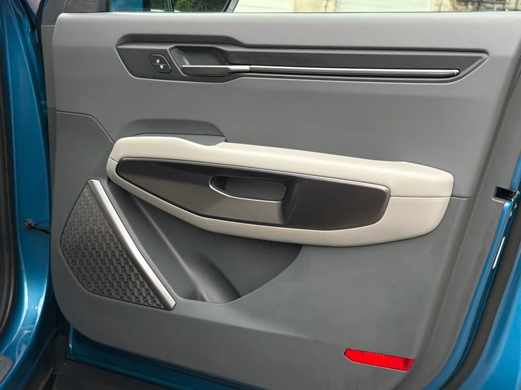 Certified 2024 Kia EV9 Wind AWD/4WD image 18