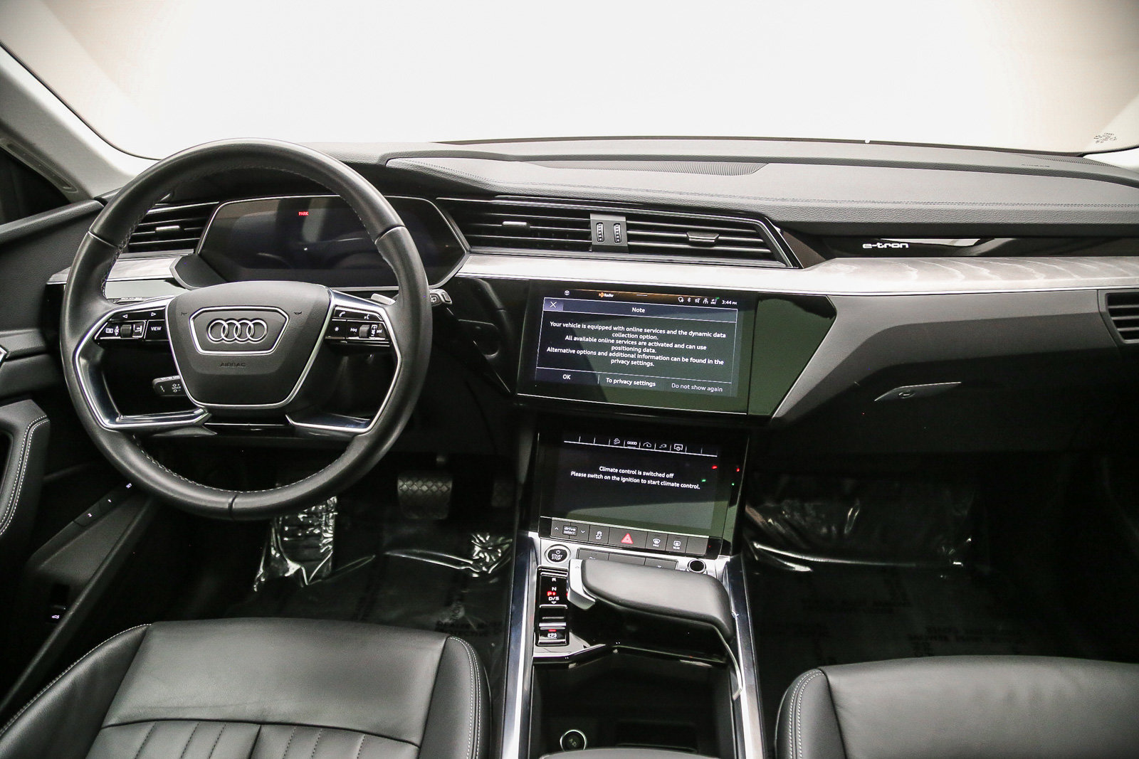 Certified 2024 Audi Q8 e-tron Premium AWD/4WD image 13