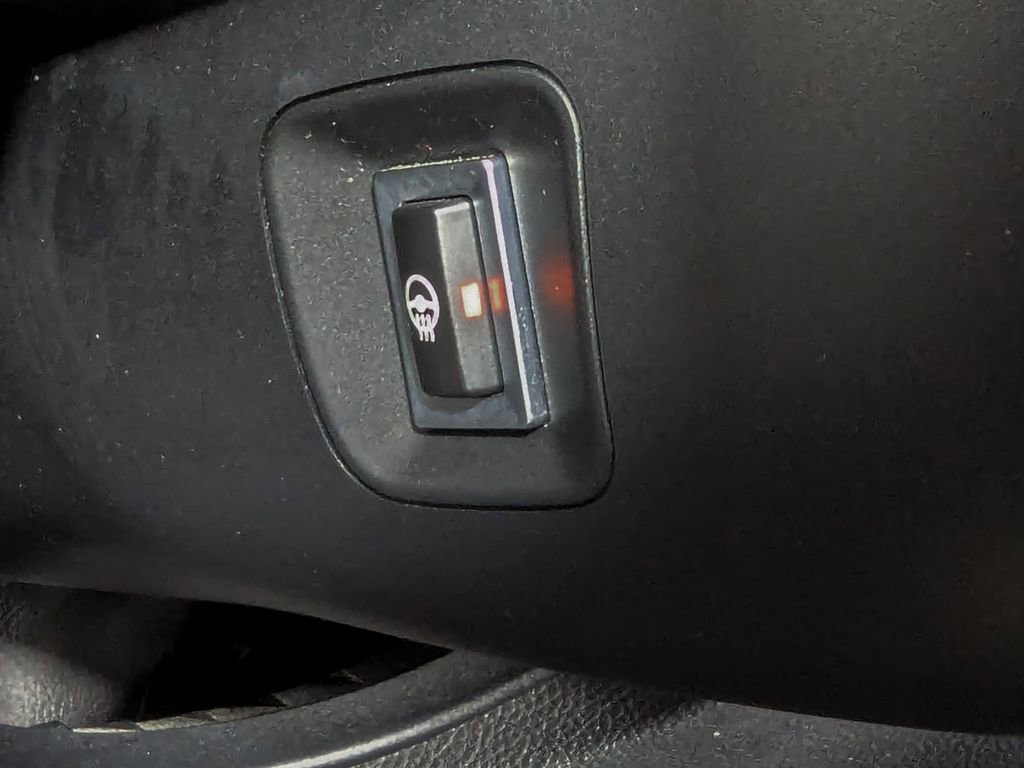 Used 2020 BMW 230i xDrive Convertible w/ Premium Package image 32