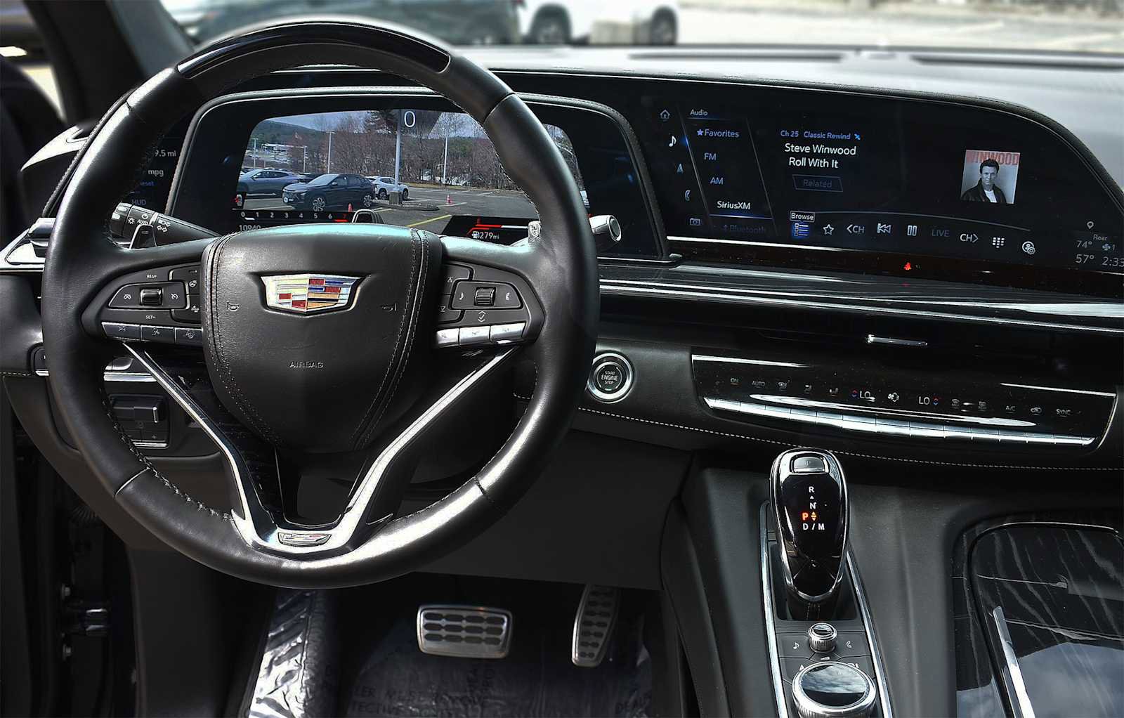 Used 2024 Cadillac Escalade ESV V image 18
