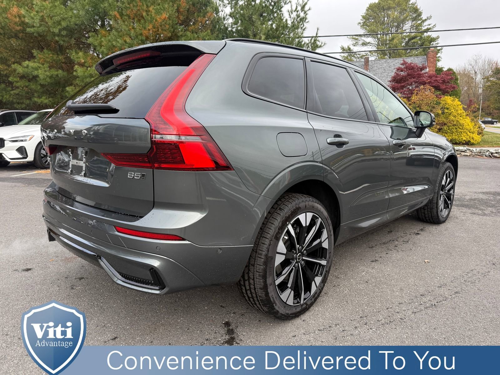 New 2026 Volvo XC60 B5 Plus w/ Climate Package image 8