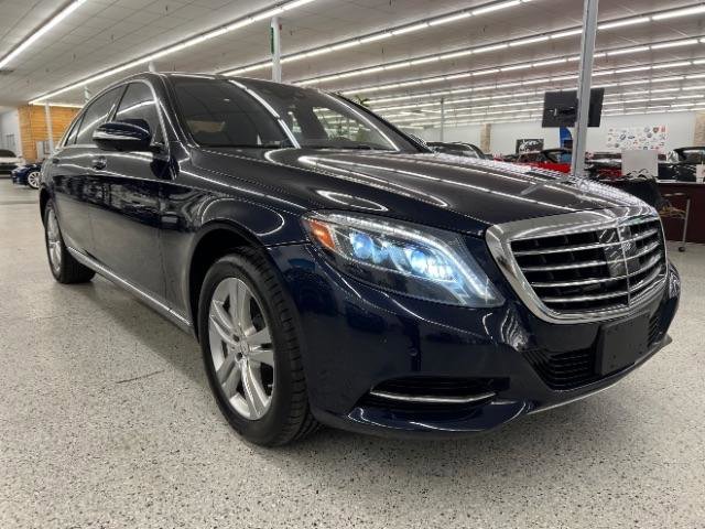 Used 2017 Mercedes-Benz S 550 4MATIC Sedan w/ Premium Package image 3