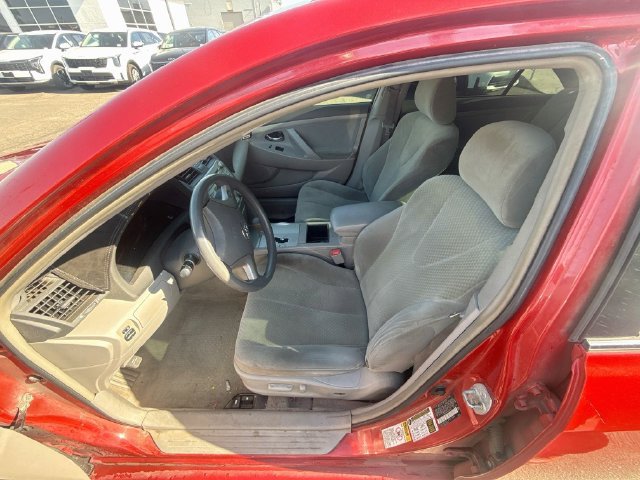 Used 2009 Toyota Camry LE FWD image 7