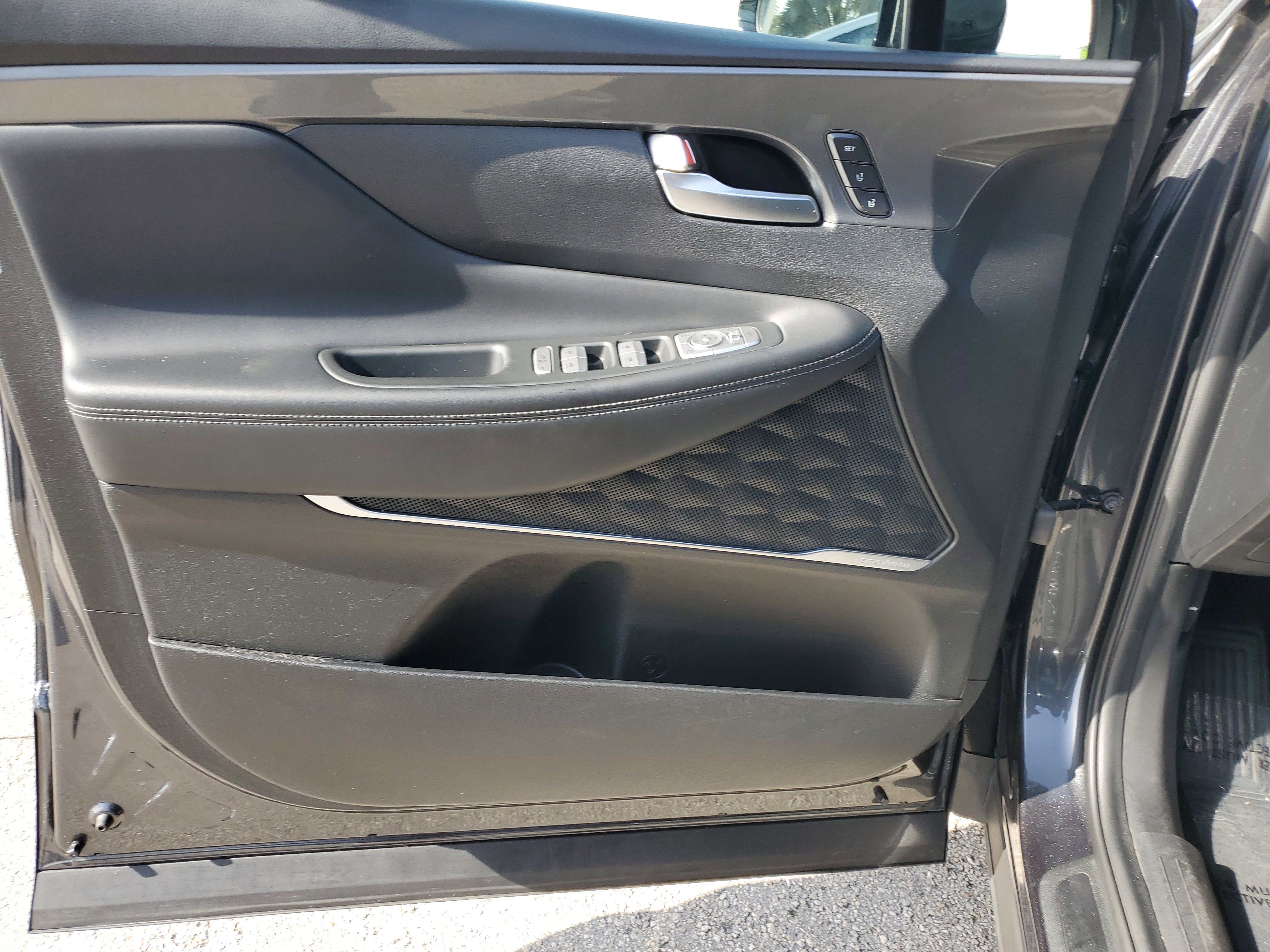Used 2022 Hyundai Santa Fe Calligraphy image 34