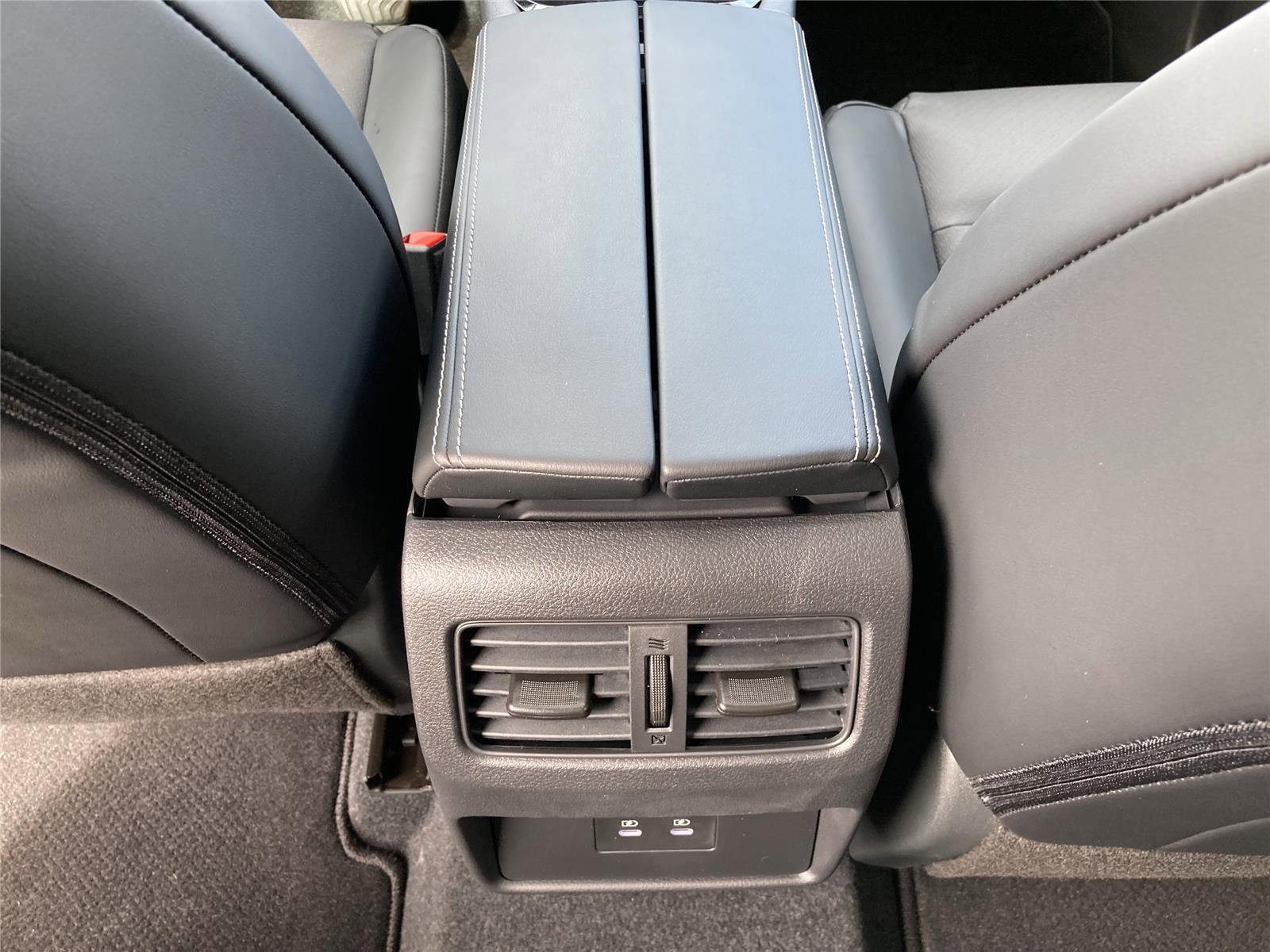 New 2026 Nissan Rogue SV image 30