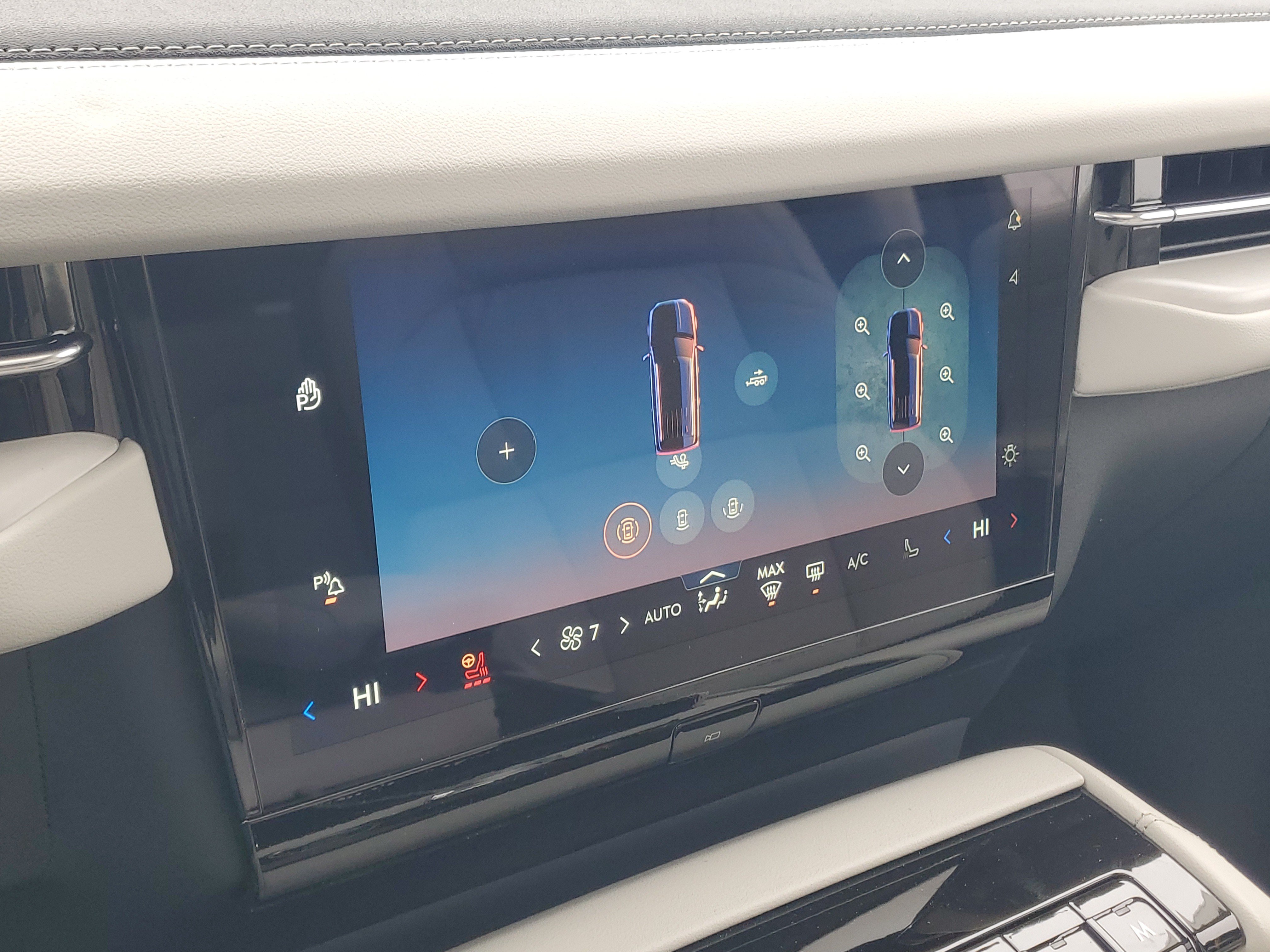 New 2026 Lincoln Navigator Reserve AWD/4WD image 24