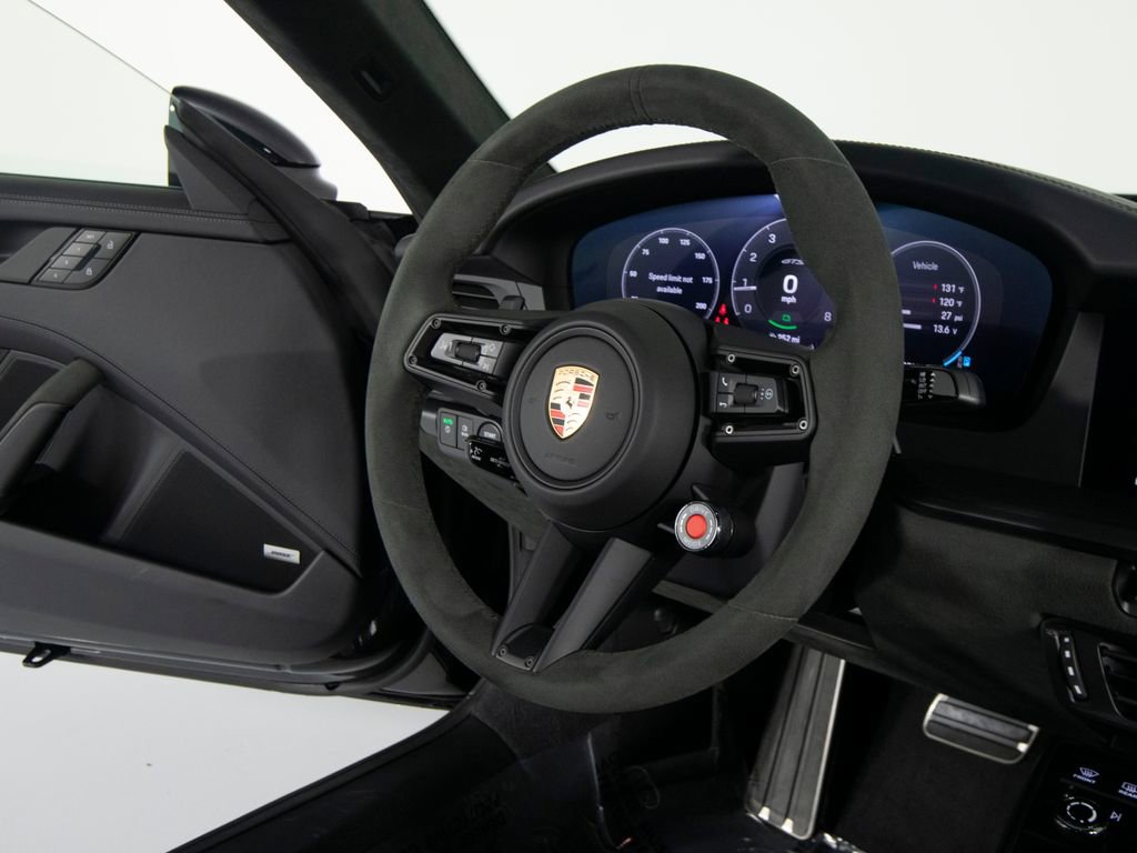 Certified 2025 Porsche 911 Carrera 4 GTS AWD/4WD image 37