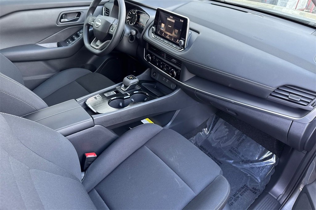 New 2026 Nissan Rogue S image 13