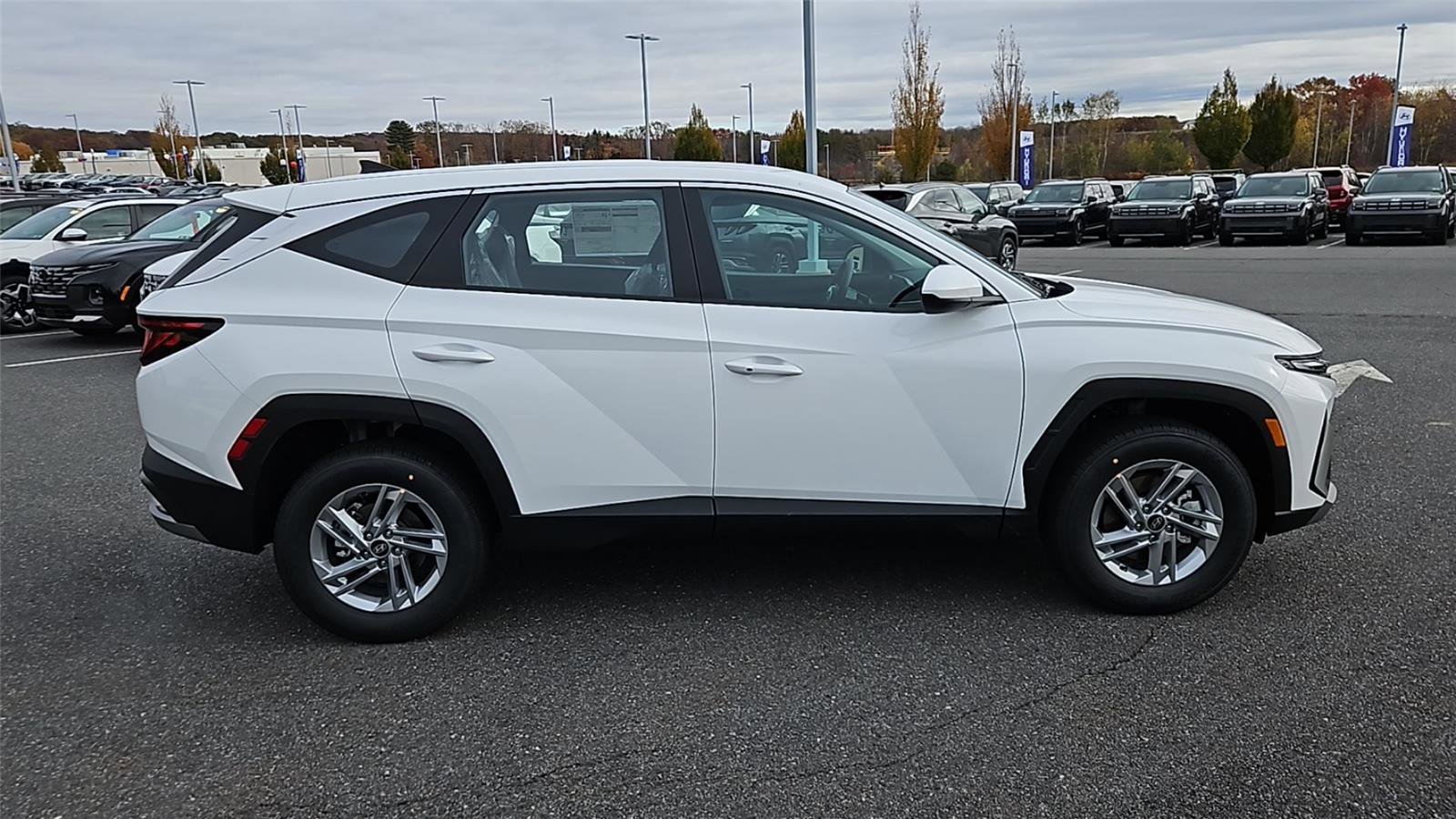 New 2026 Hyundai Tucson SE AWD/4WD image 8