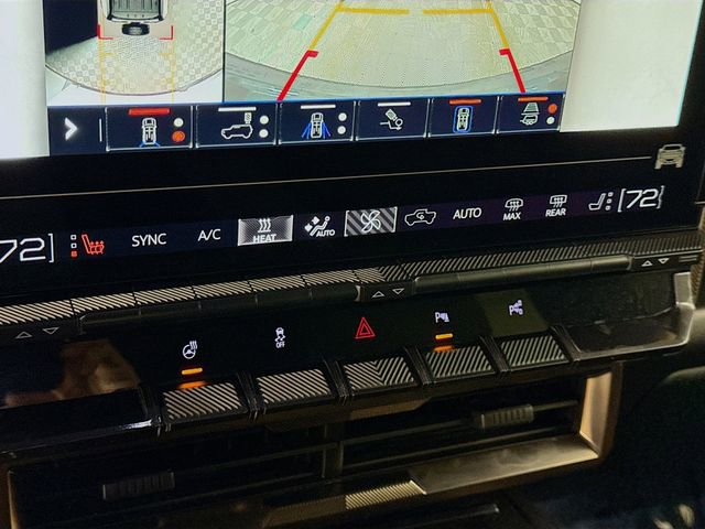 Used 2024 GMC Hummer EV 2X image 19