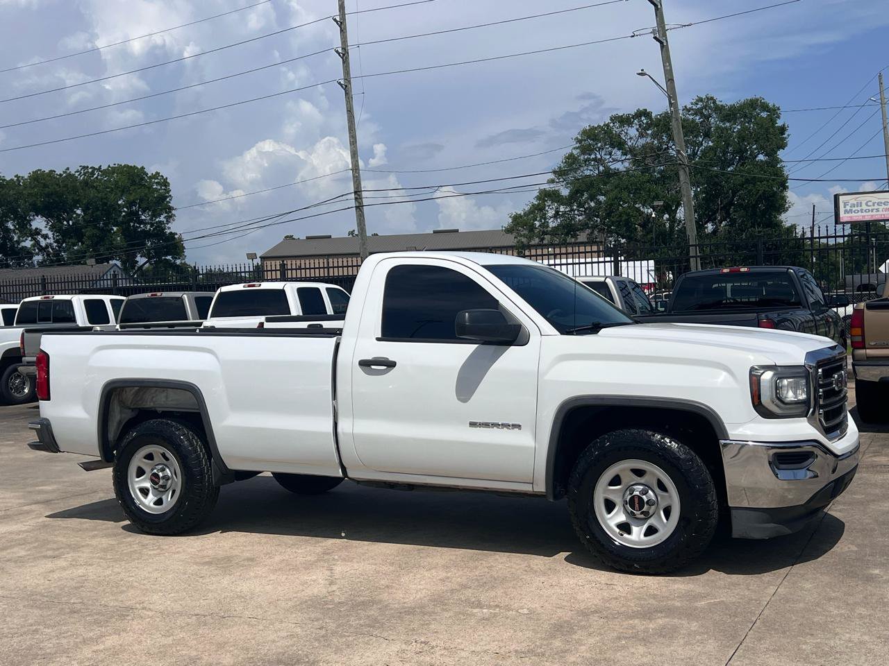 Used 2016 GMC Sierra 1500 2WD Regular Cab image 9
