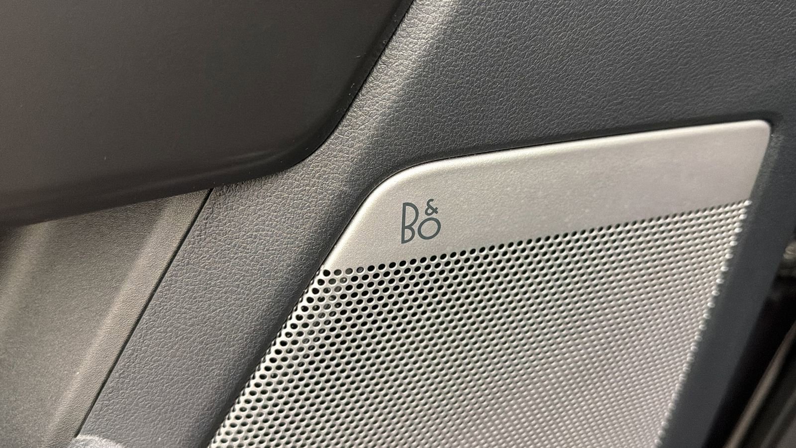 Used 2025 Ford F150 Lariat AWD/4WD image 30