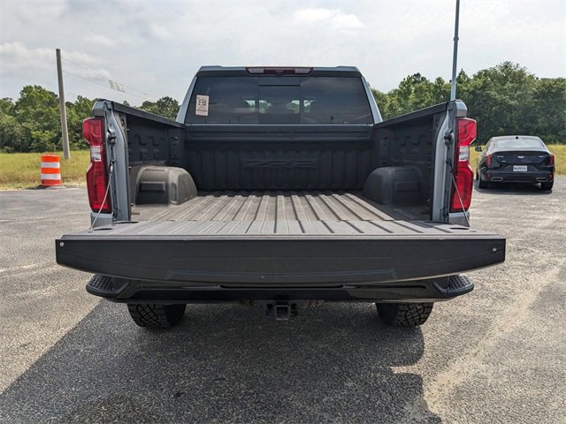 Used 2024 Chevrolet Silverado 1500 ZR2 image 13