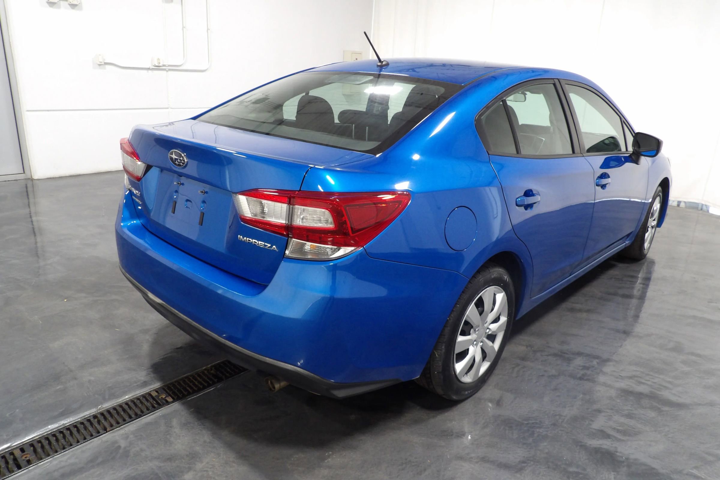 Used 2020 Subaru Impreza 2.0i image 4