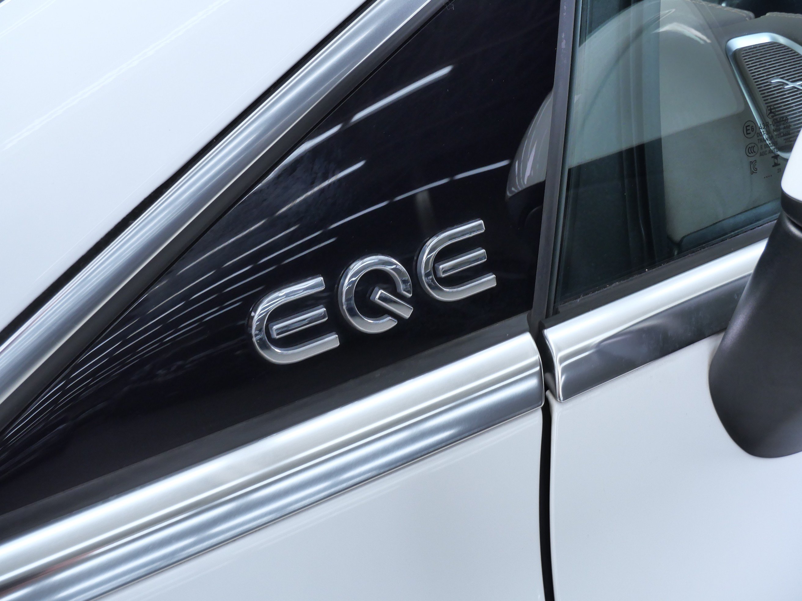 Certified 2023 Mercedes-Benz EQE 350+ 4MATIC Sedan image 14