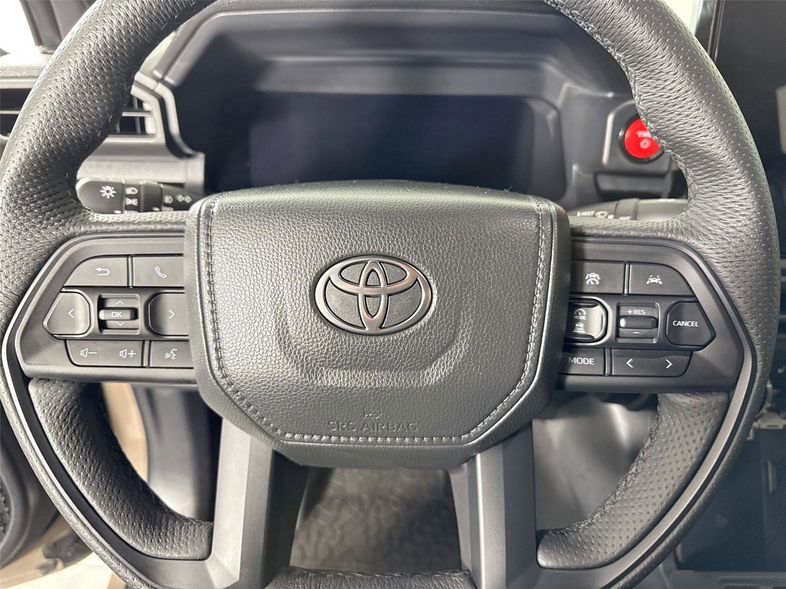 Used 2025 Toyota Tacoma TRD Pro AWD/4WD image 17