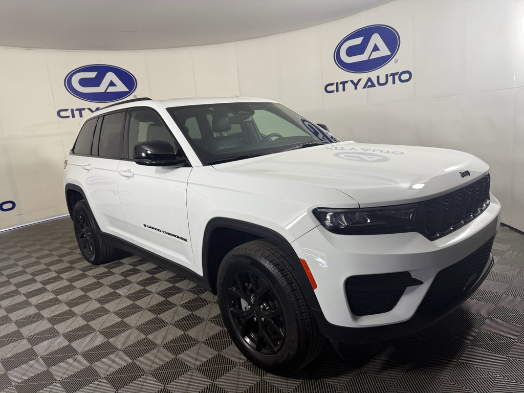 Used 2024 Jeep Grand Cherokee Altitude