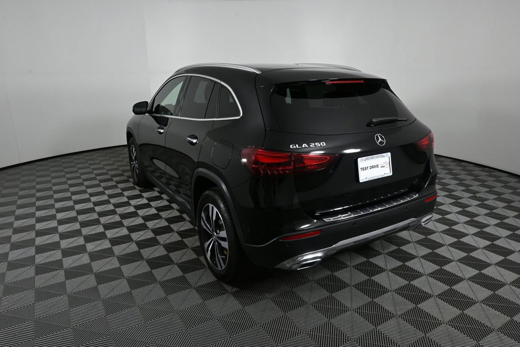 Certified 2026 Mercedes-Benz GLA 250 image 4