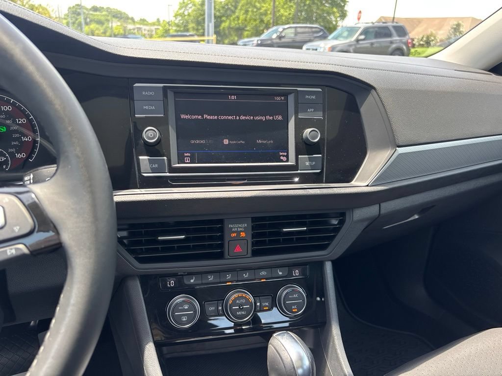Used 2019 Volkswagen Jetta SE FWD image 20
