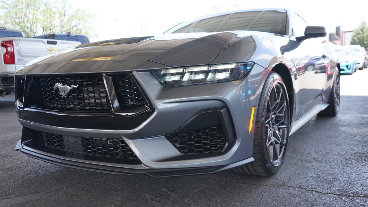 Used 2025 Ford Mustang GT Premium w/ GT Performance Package RWD image 24