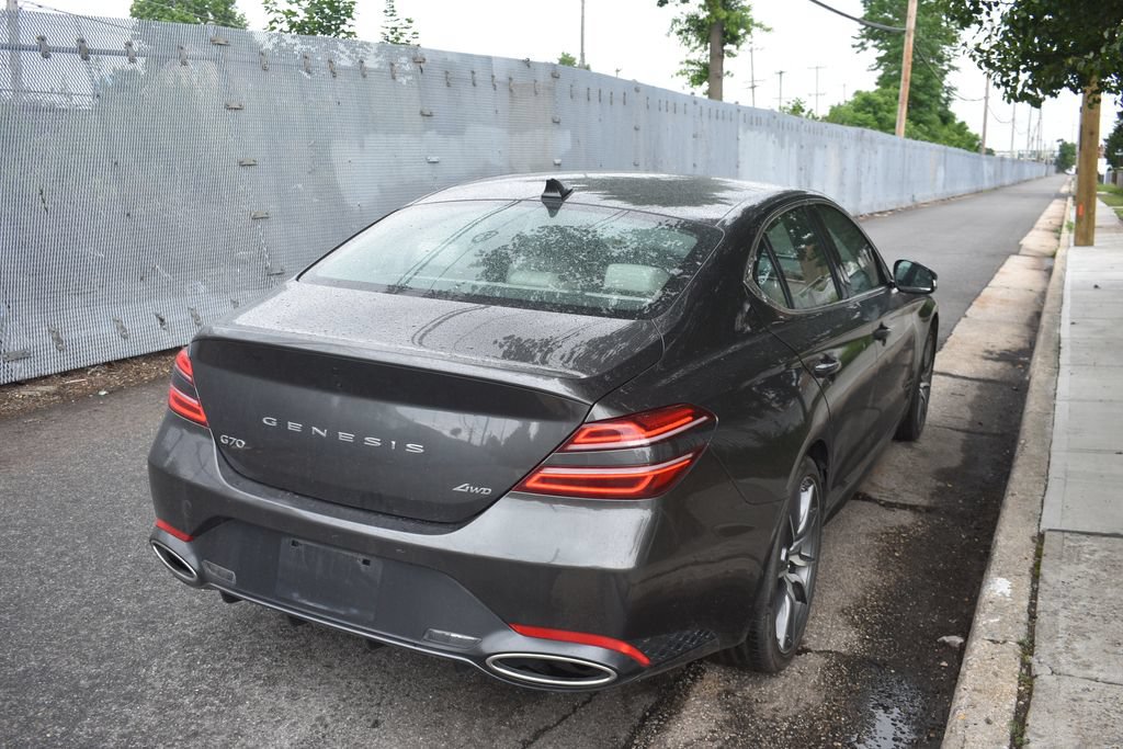Used 2025 Genesis G70 2.5T AWD/4WD image 6
