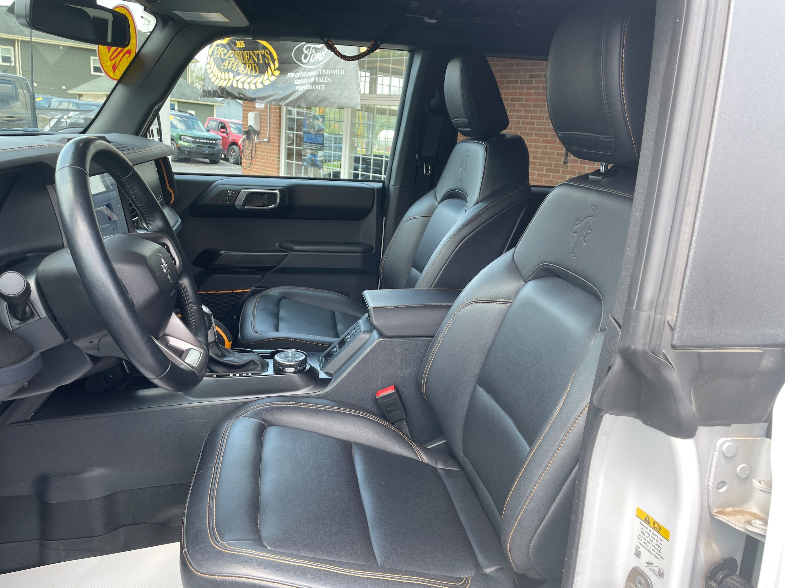 Used 2024 Ford Bronco Badlands AWD/4WD image 14