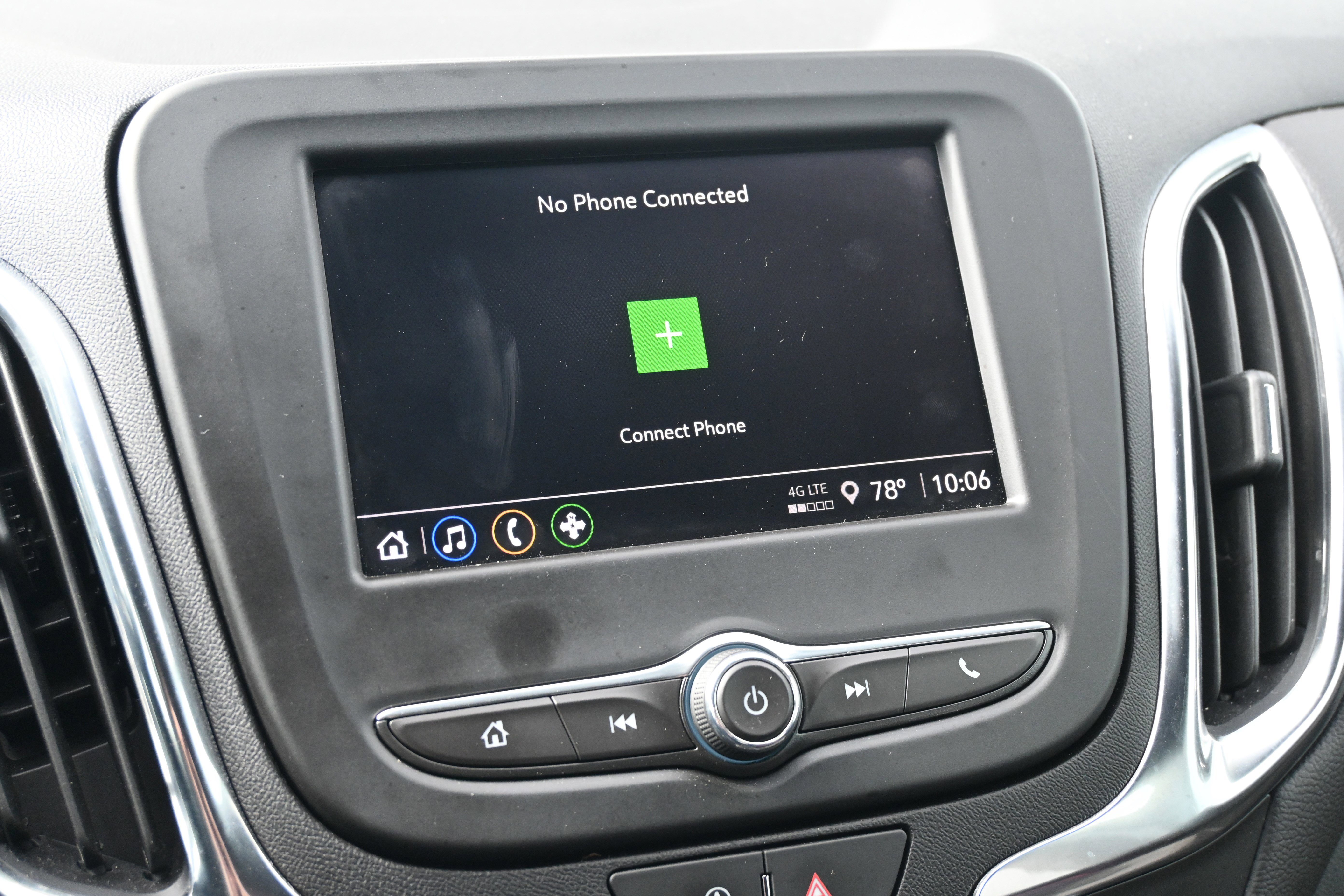 Used 2024 Chevrolet Equinox LT image 32