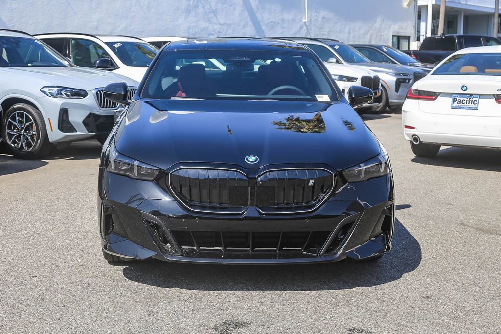 New 2027 BMW i5 eDrive40 w/ M Sport Package RWD image 2