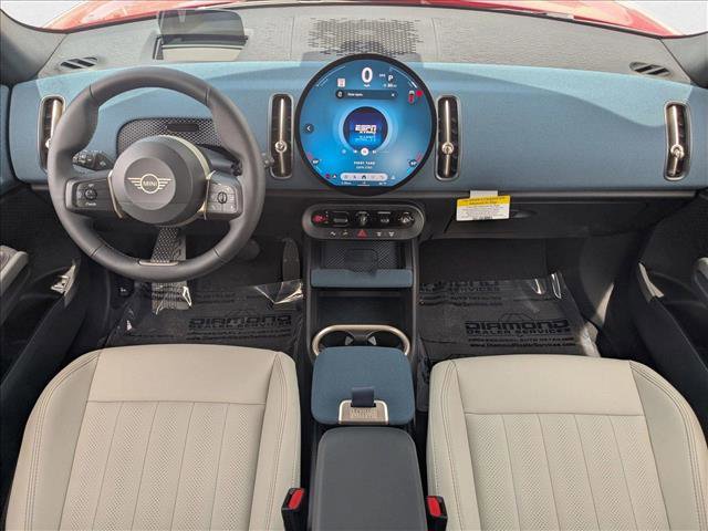 Used 2025 MINI Cooper Countryman S w/ Comfort Package Max image 15