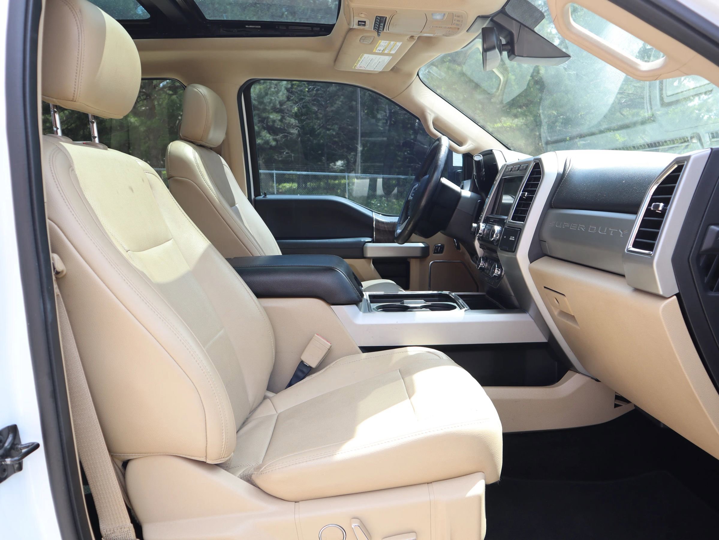 Used 2018 Ford F250 Lariat w/ Lariat Ultimate Package image 15