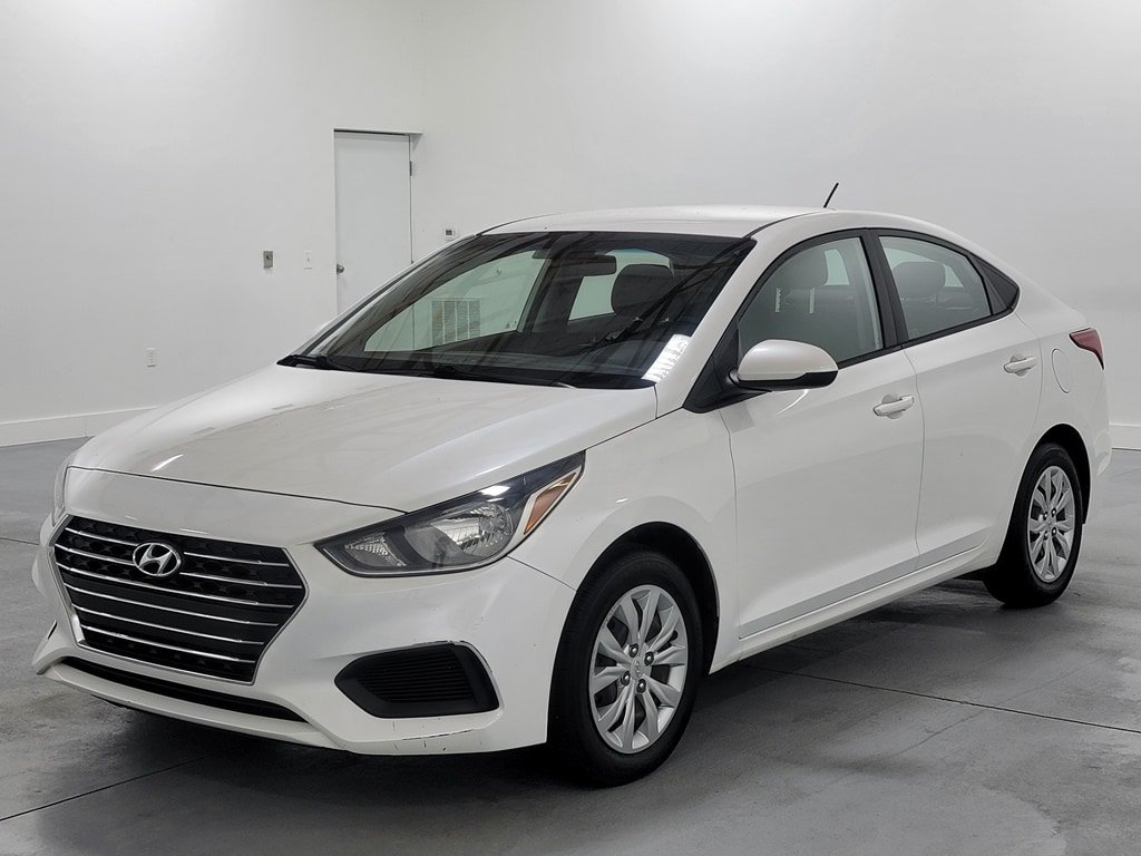 Used 2022 Hyundai Accent SE FWD image 4