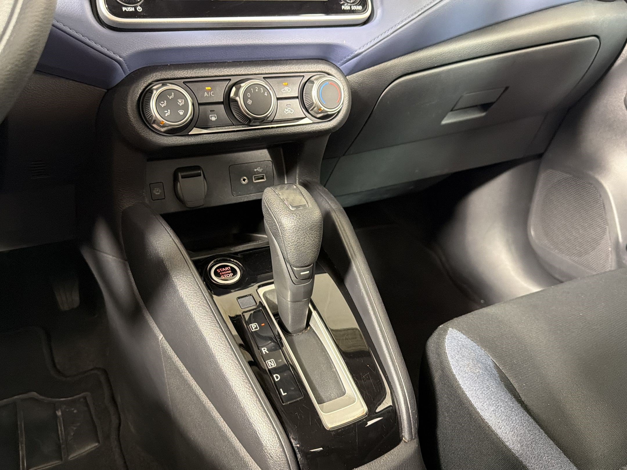 Used 2023 Nissan Versa SV FWD image 16