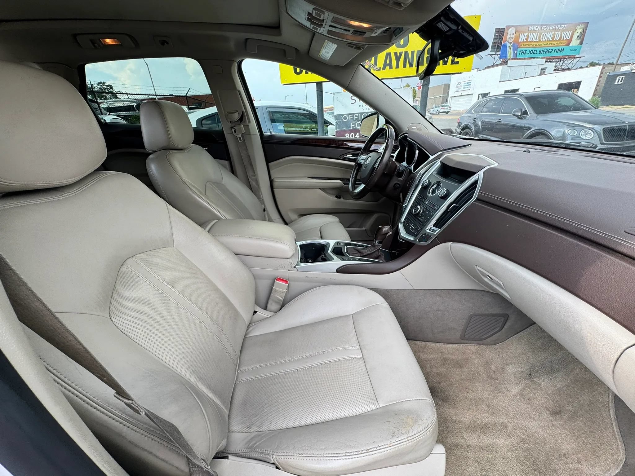Used 2012 Cadillac SRX Luxury FWD image 22