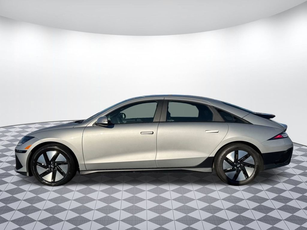 Used 2023 Hyundai Ioniq 6 SE image 4