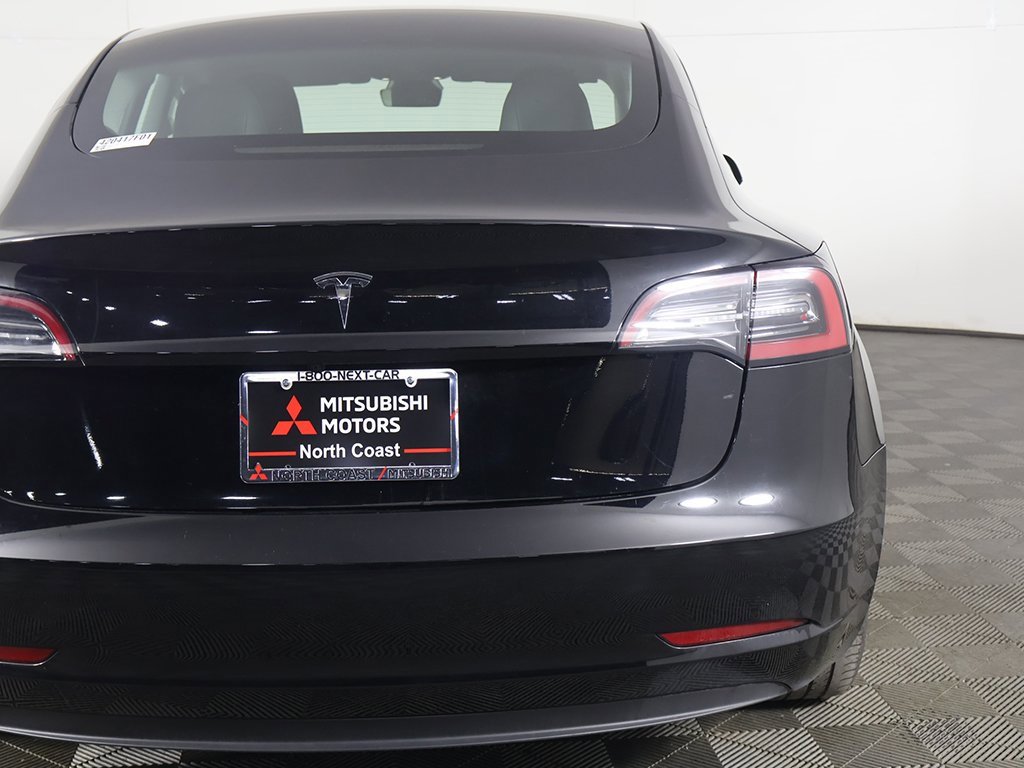 Used 2023 Tesla Model 3 Standard Range image 16