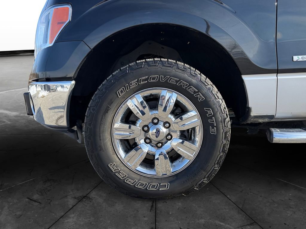Used 2012 Ford F150 XLT w/ XLT Chrome Pkg image 14
