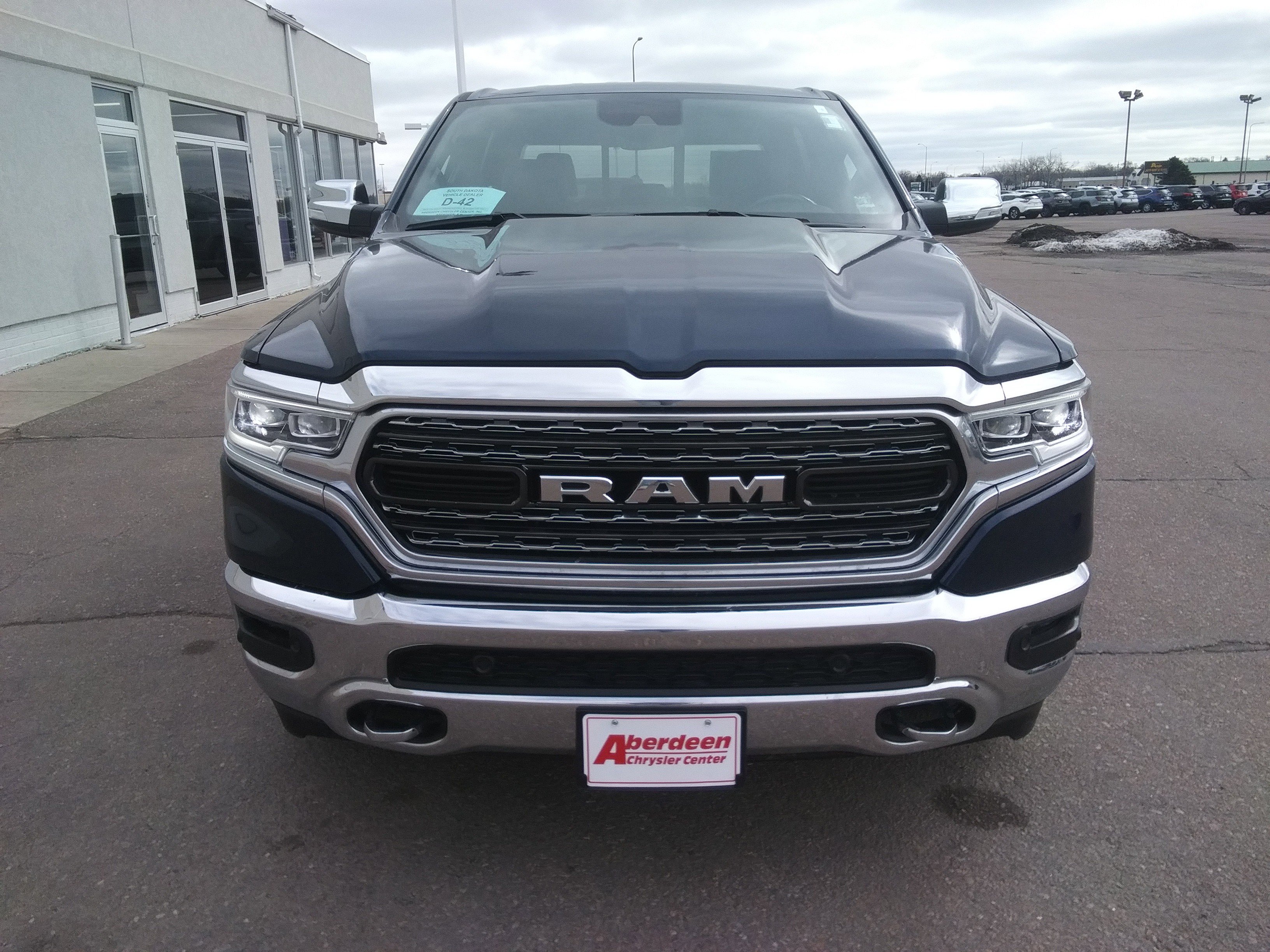 Used 2022 RAM 1500 Limited image 3