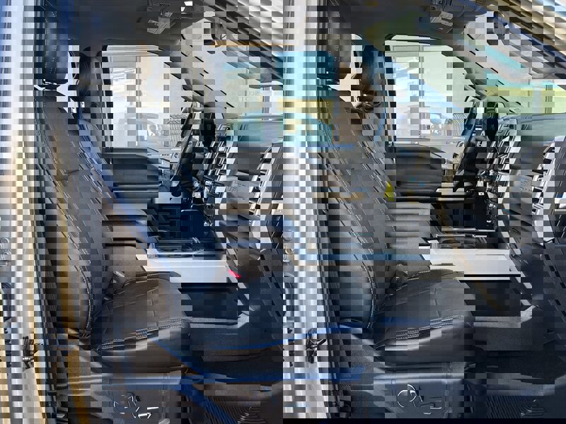 Used 2017 Ford F350 Lariat image 36